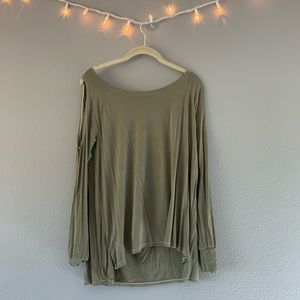 American Eagle Long Sleeve Top